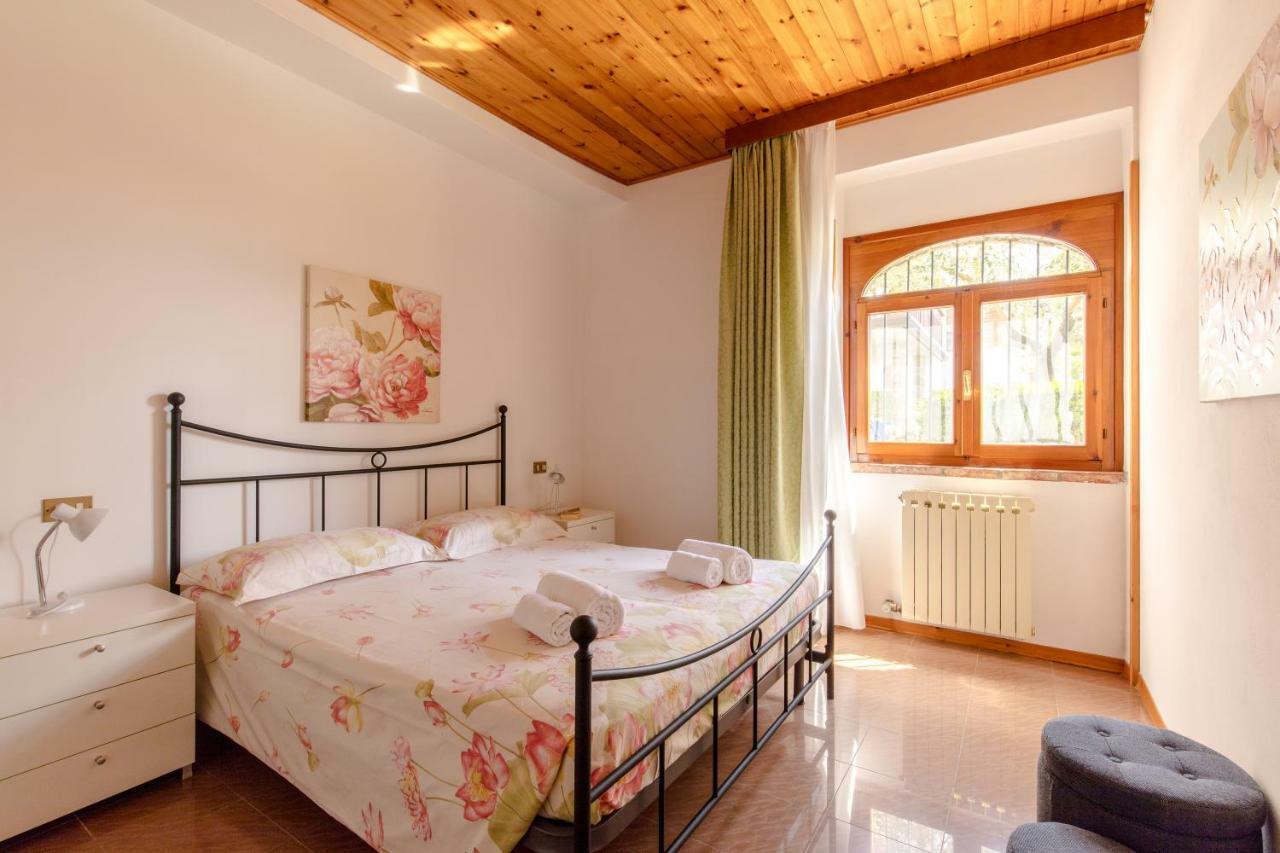 Villa Mariarosa Apartments تينيالي المظهر الخارجي الصورة